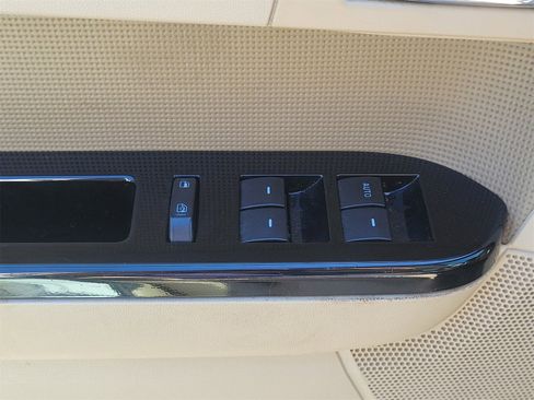 Used 2012 Ford Escape Limited image 29