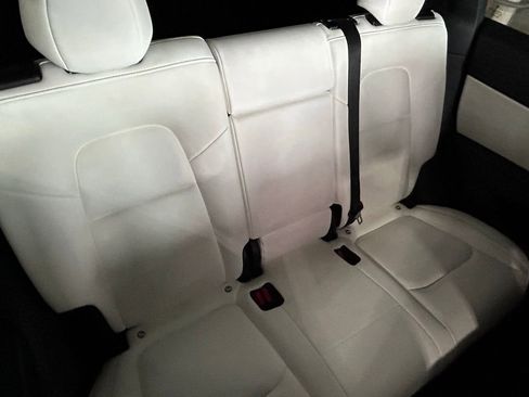 Used 2021 Tesla Model Y Performance image 30