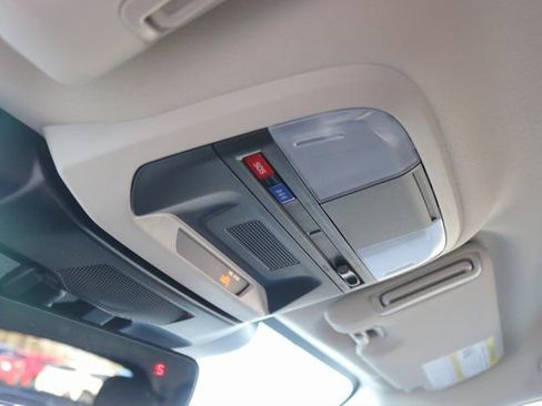 Certified 2025 Subaru Crosstrek 2.5i Limited w/ Crosstrek Mirror Package image 34