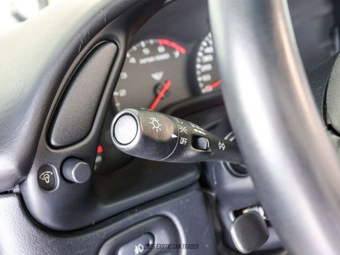 Used 1998 Chevrolet Corvette Convertible w/ Memory Pkg RWD image 31