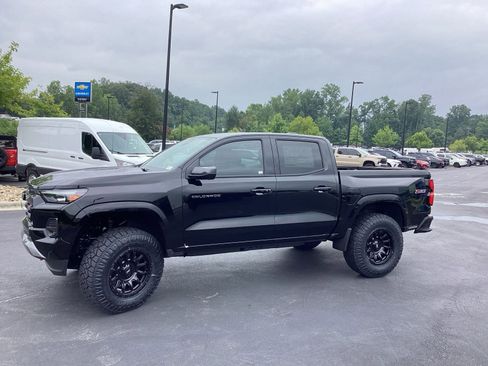 New 2025 Chevrolet Colorado Z71 w/ Technology Package AWD/4WD image 6