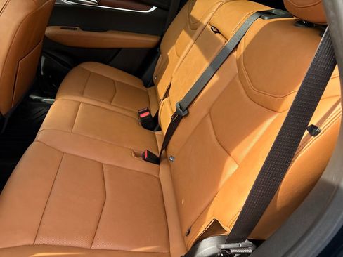 Used 2025 Cadillac XT5 Premium Luxury w/ Technology Package image 10