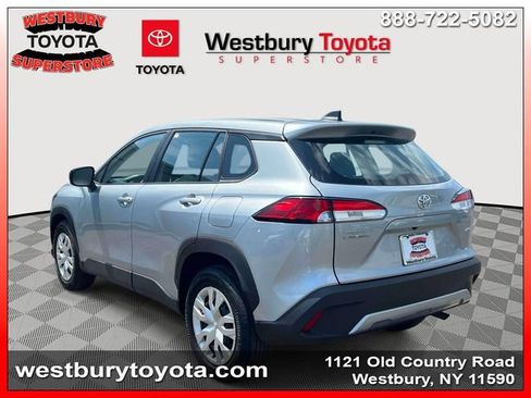Certified 2024 Toyota Corolla Cross L AWD/4WD image 11
