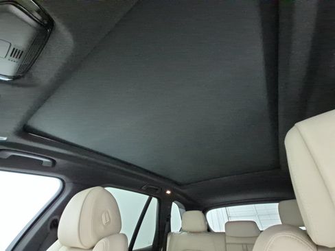 Used 2022 BMW X5 xDrive40i AWD/4WD image 17