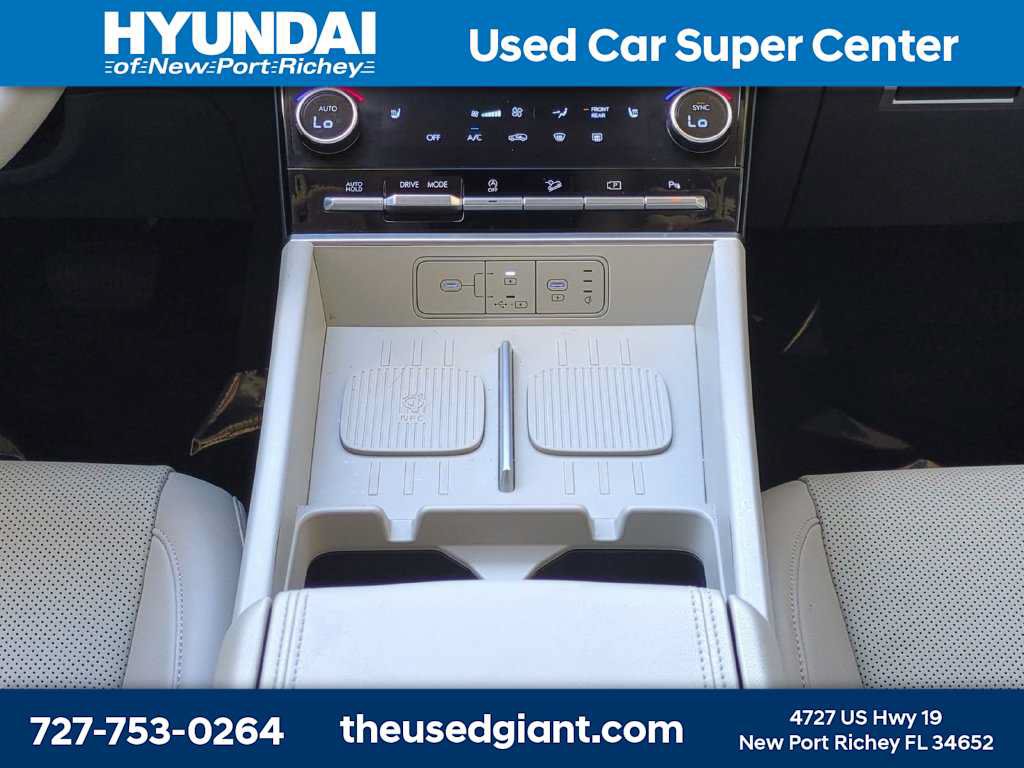 Used 2025 Hyundai Santa Fe SEL FWD image 22
