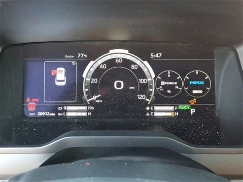 Used 2025 Toyota Sequoia SR5 image 27