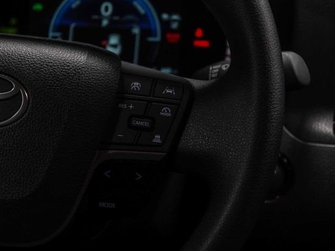 New 2025 Toyota Camry LE image 15