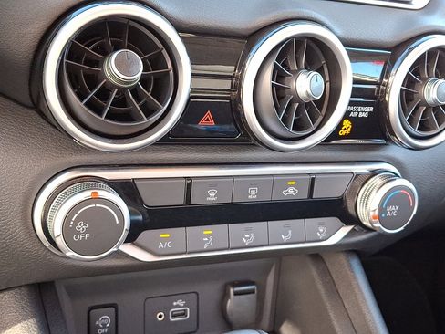 Certified 2025 Nissan Sentra S image 15