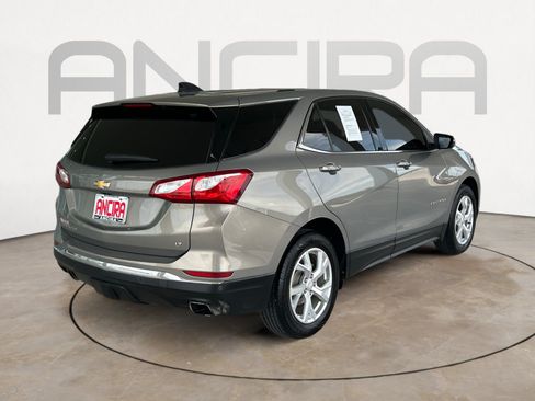 Used 2018 Chevrolet Equinox LT FWD image 10