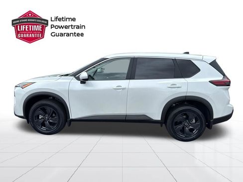 New 2026 Nissan Rogue SV FWD image 8
