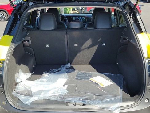 New 2026 Nissan Kicks SR w/ SR Premium Package image 17