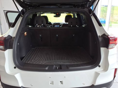 Used 2022 Chevrolet TrailBlazer RS w/ Technology Package AWD/4WD image 18