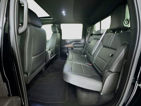 Used 2023 Chevrolet Silverado 3500 High Country image 24