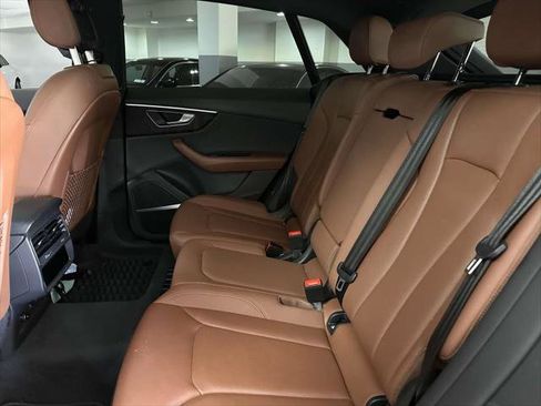 Used 2022 Audi Q8 Premium Plus w/ Premium Plus Package AWD/4WD image 14