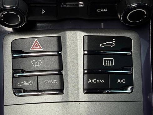 Used 2015 Porsche Panamera 4 image 41