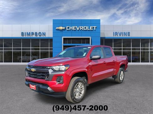 Used 2023 Chevrolet Colorado LT w/ LT Convenience Package II image 4