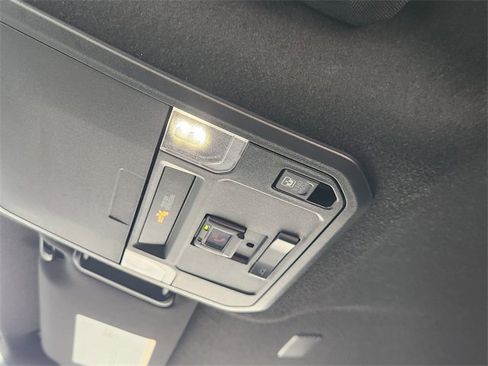 Used 2025 Toyota 4Runner SR5 image 25