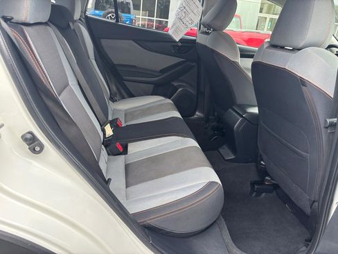Used 2019 Subaru Crosstrek 2.0i Premium image 12
