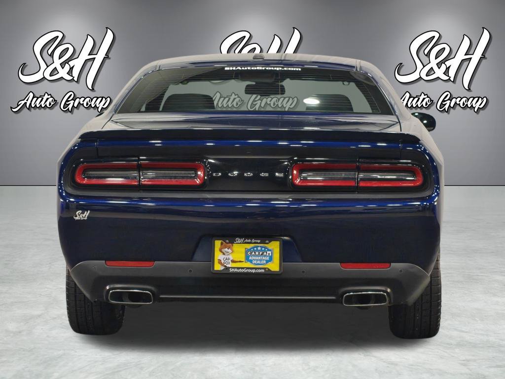 Used 2015 Dodge Challenger SXT w/ Super Sport Group (SS/T) RWD image 15