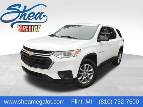 Used 2018 Chevrolet Traverse LS image 1