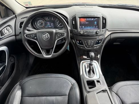 Used 2017 Buick Regal Sport Touring FWD image 14