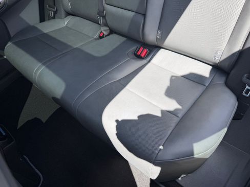 Used 2024 Lexus RZ 300e Premium FWD image 40
