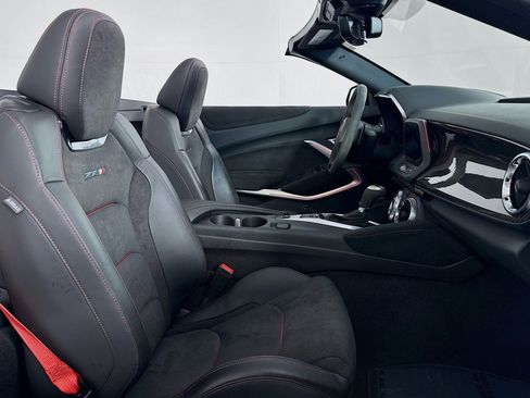 Used 2023 Chevrolet Camaro ZL1 RWD image 8