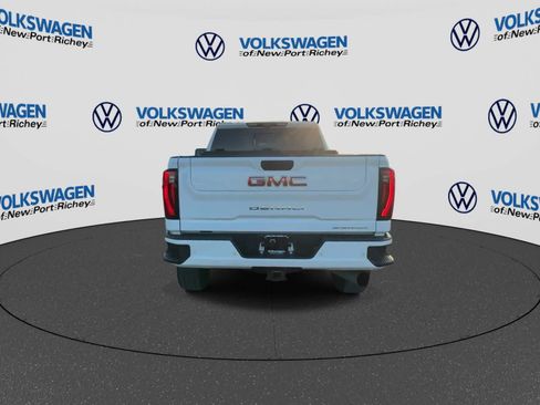 Used 2025 GMC Sierra 3500 Denali w/ Denali Reserve Package AWD/4WD image 7