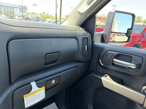 New 2026 Chevrolet Silverado 2500 Custom w/ Custom Value Package AWD/4WD image 23