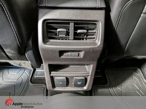 Used 2016 Ford Edge Titanium w/ Equipment Group 302A AWD/4WD image 37