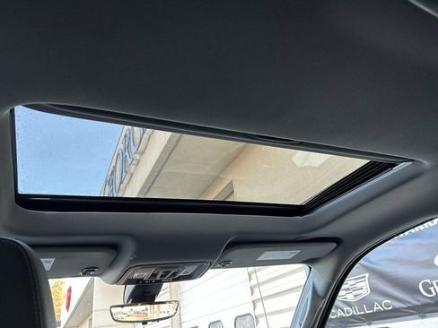 Used 2021 GMC Sierra 1500 Denali w/ Denali Ultimate Package image 17