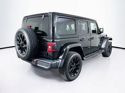 Used 2023 Jeep Wrangler Unlimited Sahara w/ Cold Weather Group AWD/4WD image 9