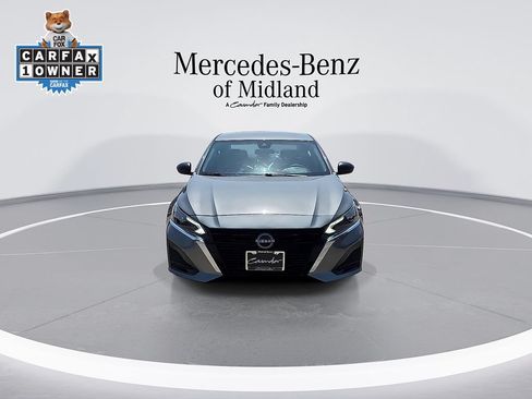 Used 2025 Nissan Altima 2.5 SV FWD image 3