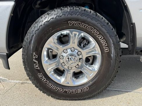 Used 2020 RAM 2500 Big Horn w/ Level 2 Equipment Group image 14