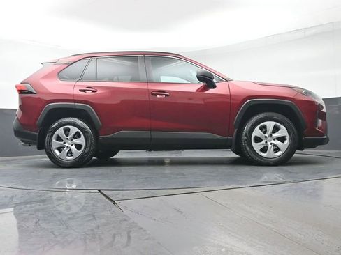Certified 2020 Toyota RAV4 LE image 34