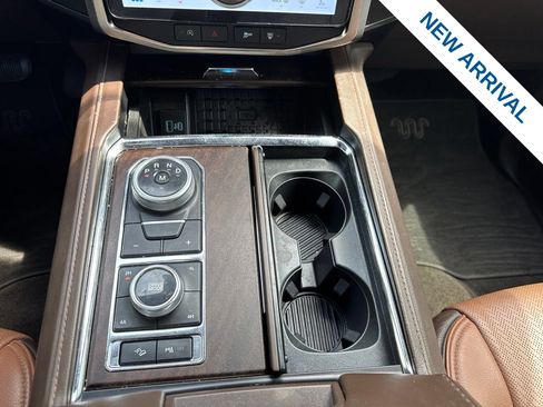 Used 2024 Ford Expedition King Ranch AWD/4WD image 32