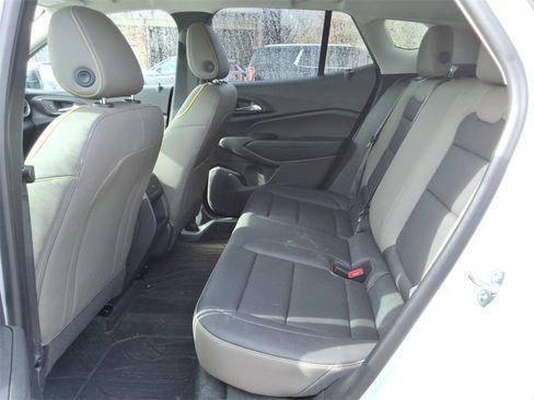 Certified 2025 Chevrolet Trax ACTIV w/ Driver Confidence Package image 14