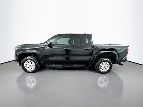 Used 2025 Toyota Tacoma SR image 8