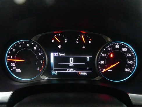 Used 2019 Chevrolet Traverse LT image 33