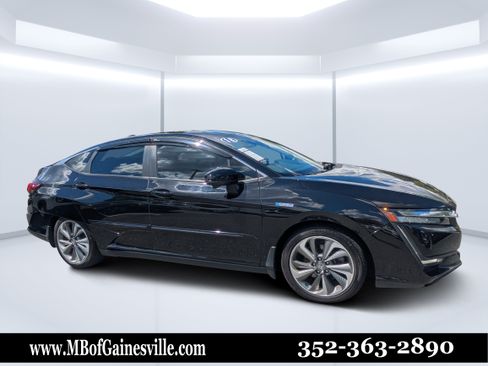 Used 2018 Honda Clarity Touring image 1