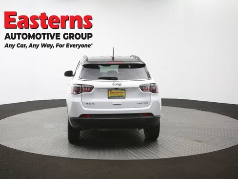 Used 2025 Jeep Compass Limited AWD/4WD image 37