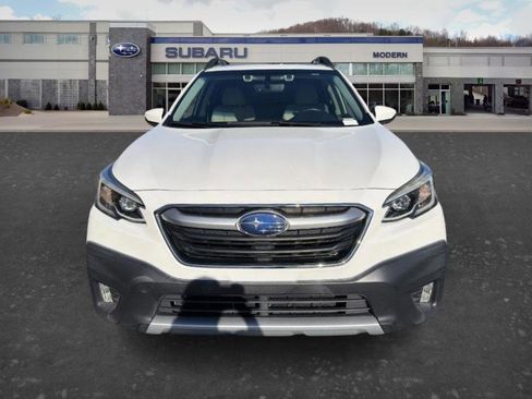 Used 2020 Subaru Outback Limited w/ Popular Package #2 AWD/4WD image 2
