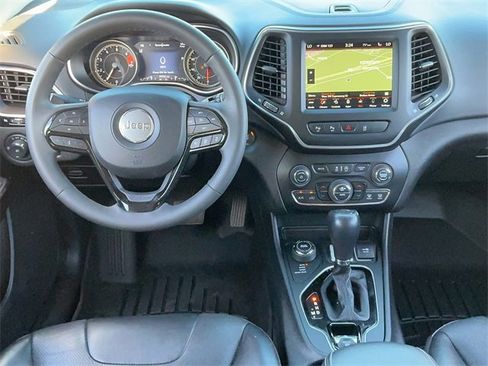 Used 2023 Jeep Cherokee Altitude Lux image 12