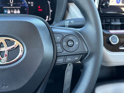 Used 2026 Toyota Corolla LE image 16