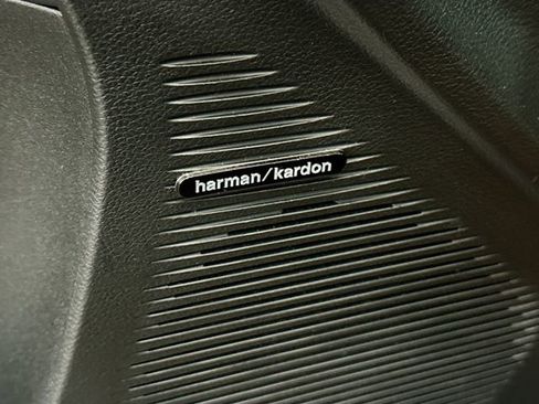 Used 2015 Dodge Challenger SRT Hellcat RWD image 20