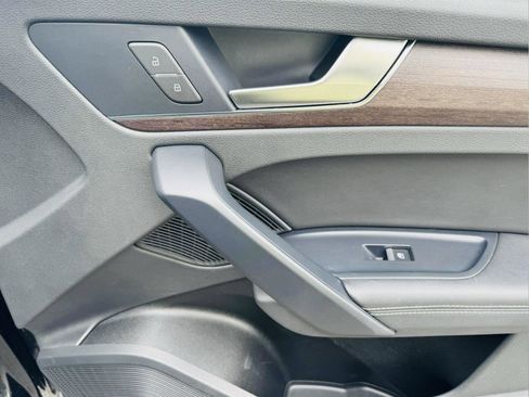 Used 2021 Audi Q5 Prestige image 31