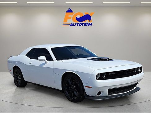 Used 2022 Dodge Challenger R/T w/ Shaker Package RWD image 6