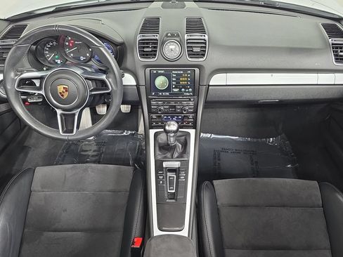 Used 2016 Porsche Boxster Spyder RWD image 13