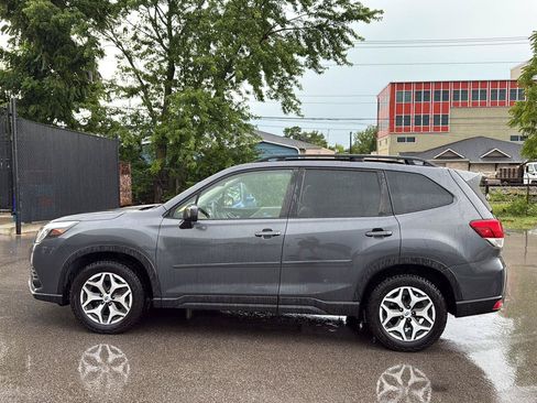 Used 2022 Subaru Forester Premium w/ Popular Package #1 AWD/4WD image 6