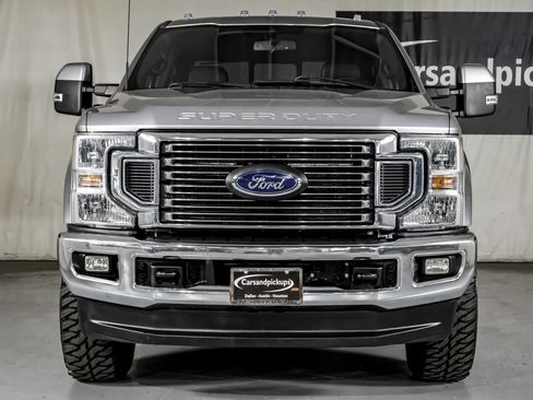 Used 2022 Ford F350 Lariat w/ Lariat Value Package AWD/4WD image 3